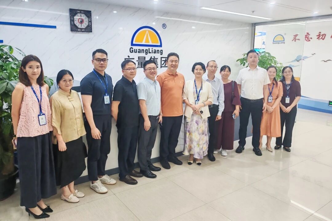 人生就是搏集团丨贵州大数据局辅导光临参观，共探实景三维+数据身分资产化驱动的AI融合发展